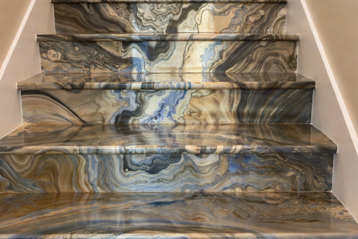 subservice-carousel-4-epoxy-stairs